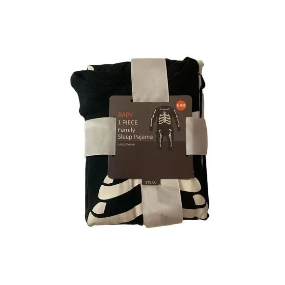 One Piece Skeleton Pajama Set - Picture 4 of 5